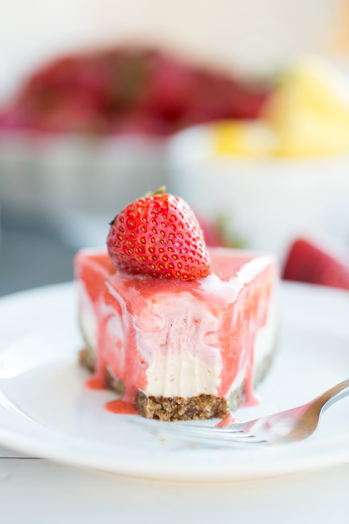 vegan strawberry cheesecake