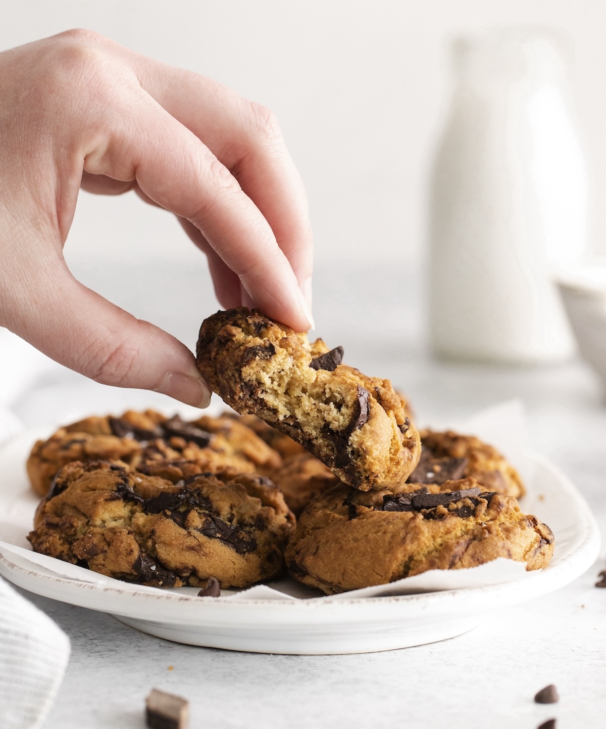 chocolate chip cookies in air fryer