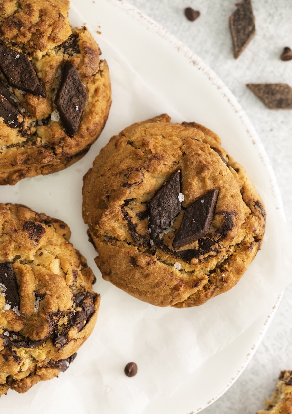 chocolate chip cookies in the air fryer