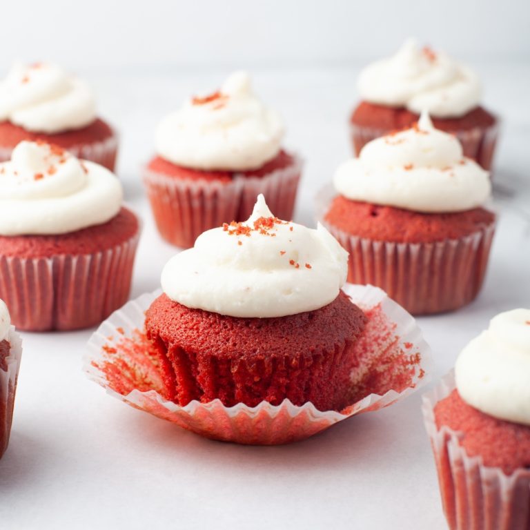 red velvet cupcakes