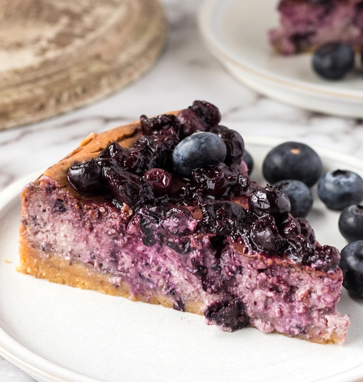 blueberries and cream cheesecake