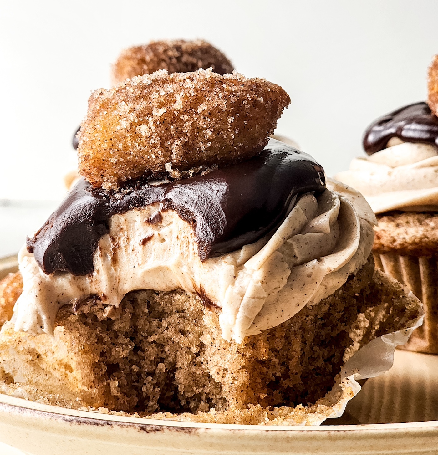 churro cupcake
