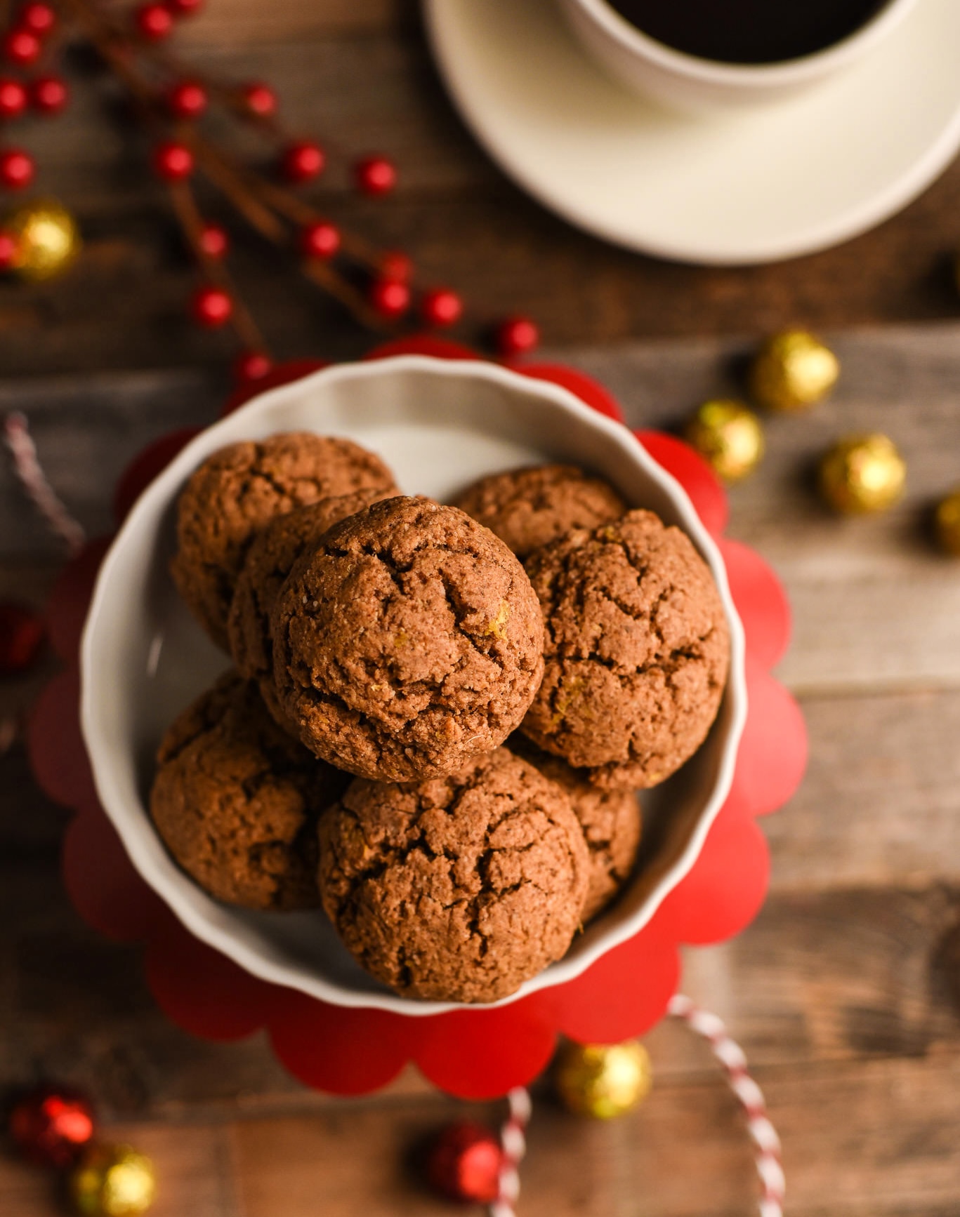 almond butter cookies for the holiday