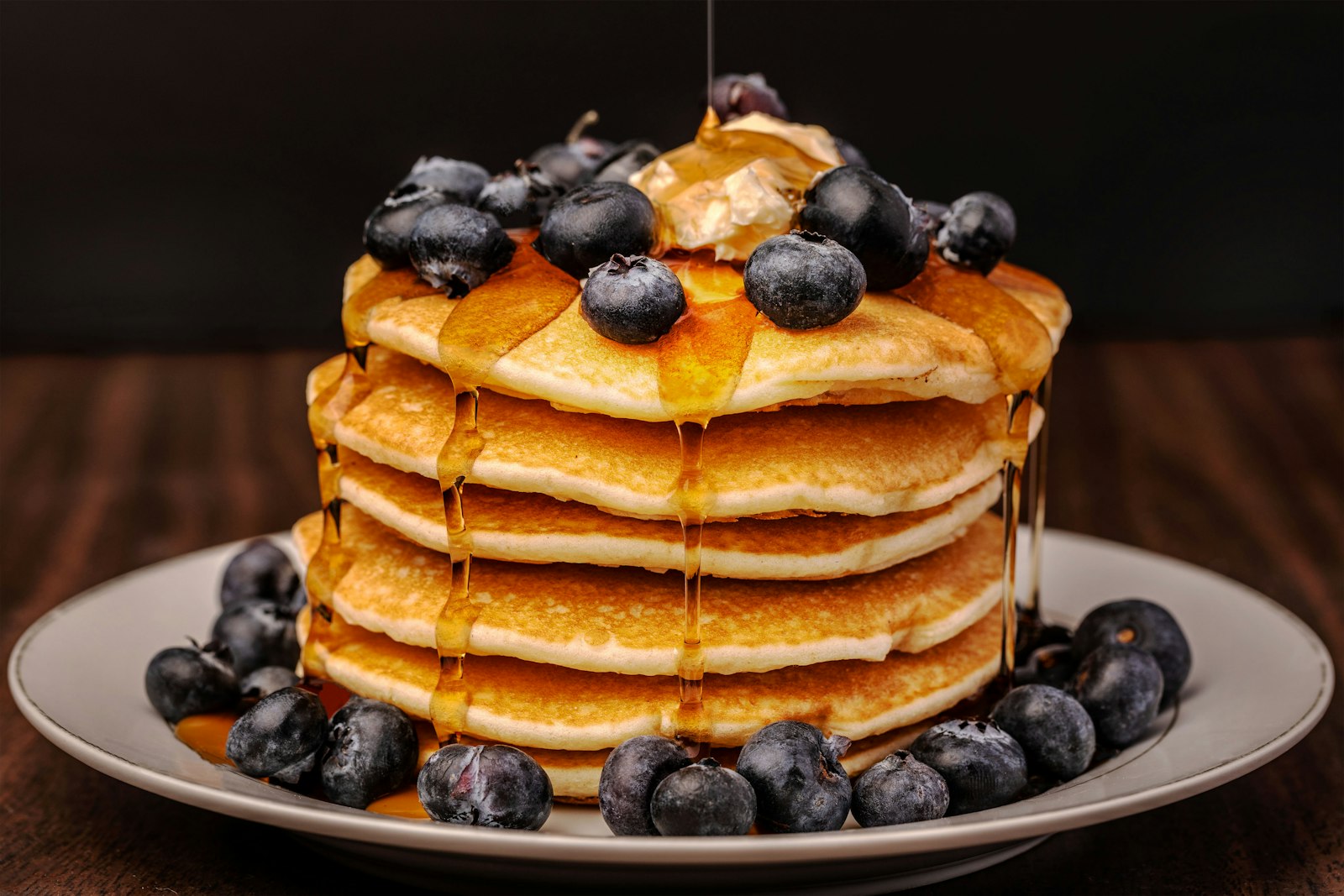 Blueberry pancakes with maple syrup