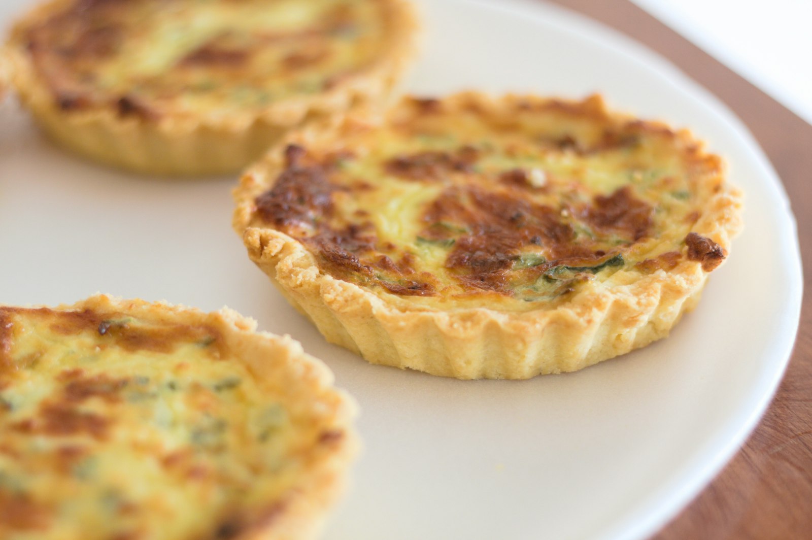 Golden cheese and herb quiche