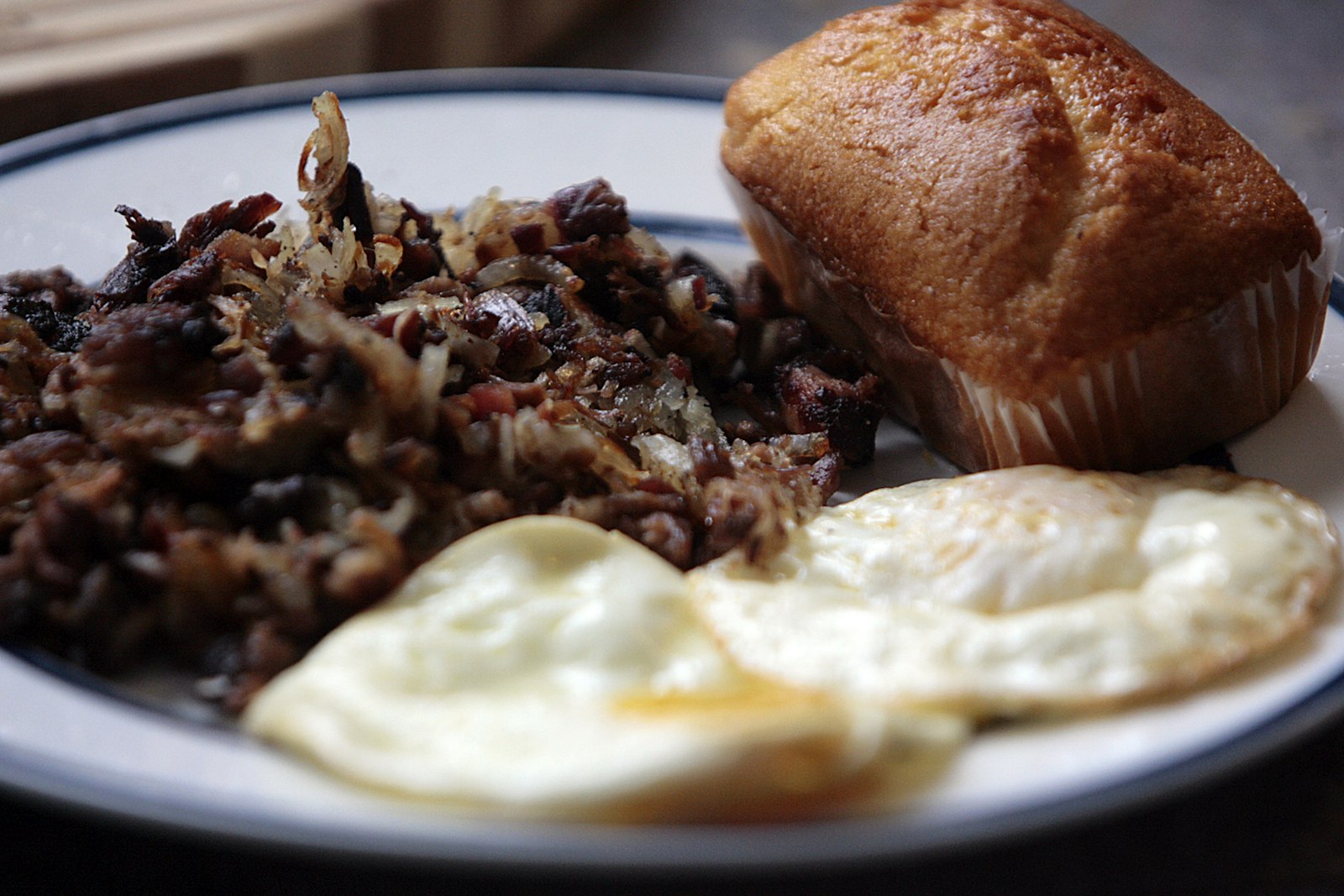 Corned beef hash with eggs