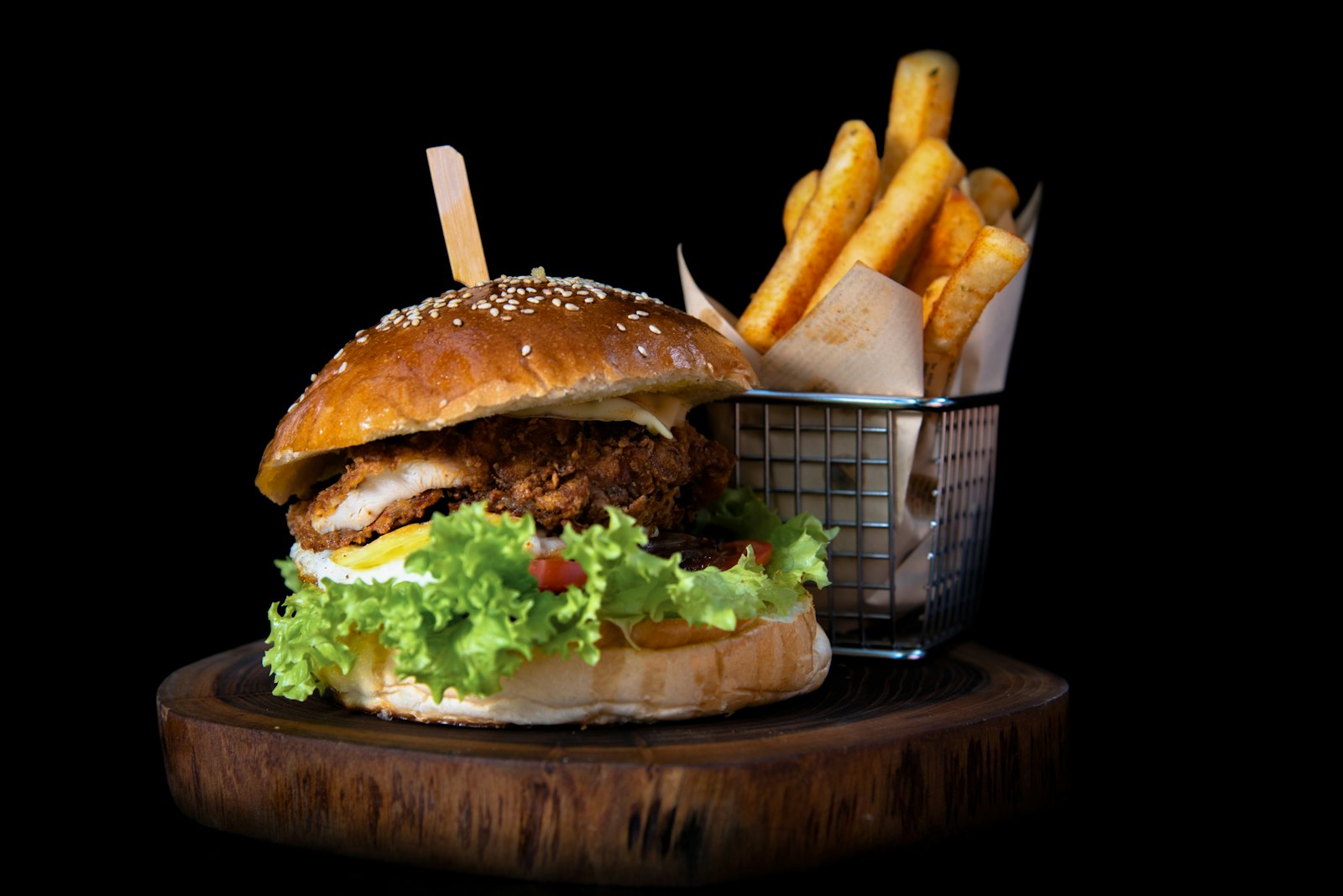 Diner burger with fries