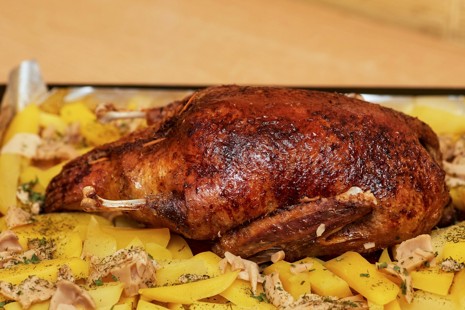 Whole roast duck with crispy skin