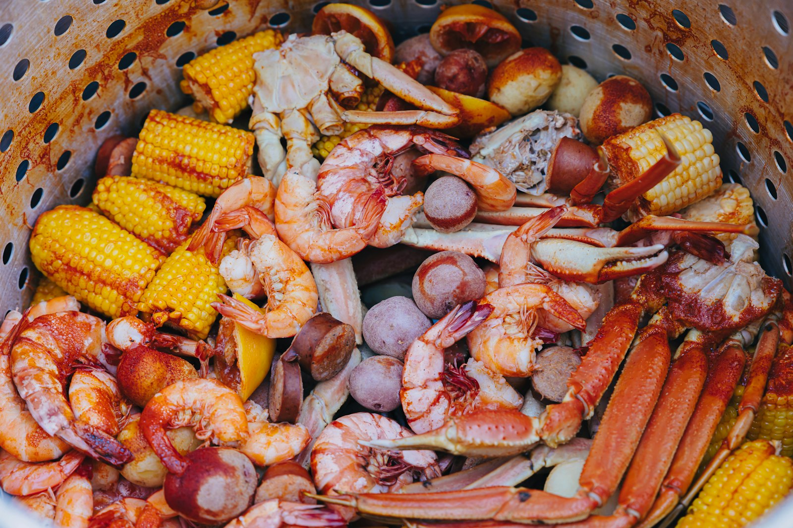 Shrimp dinners for a crowd: seafood boil with corn and potatoes