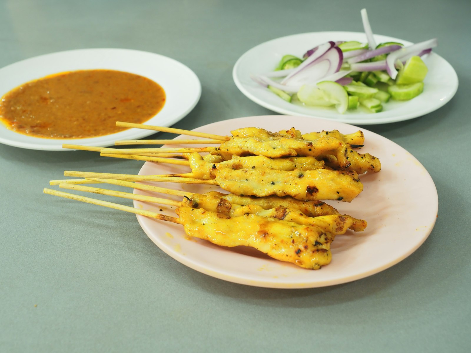 Thai chicken satay skewers with peanut sauce