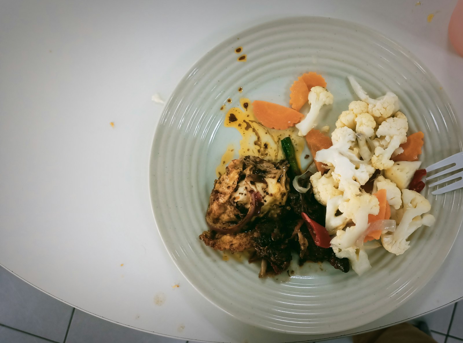 Roasted cauliflower salad with herbs