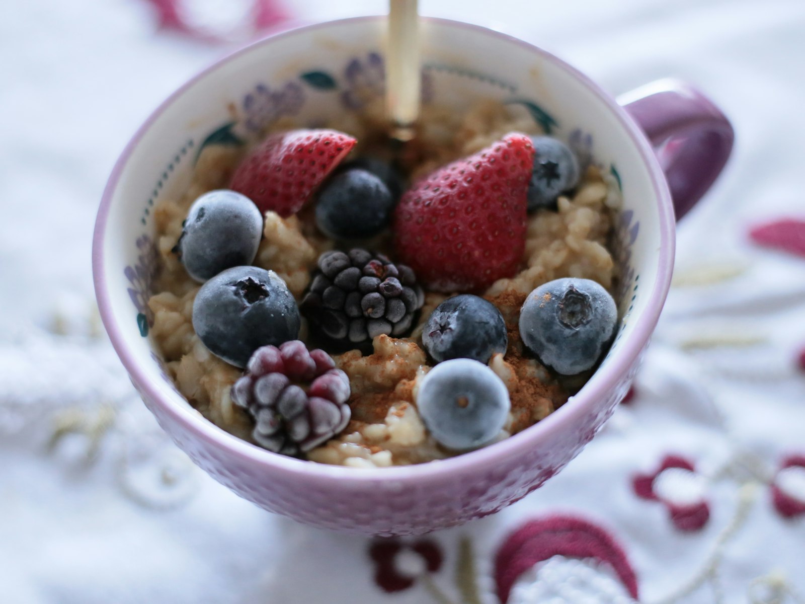 Breakfast porridge with blueberries