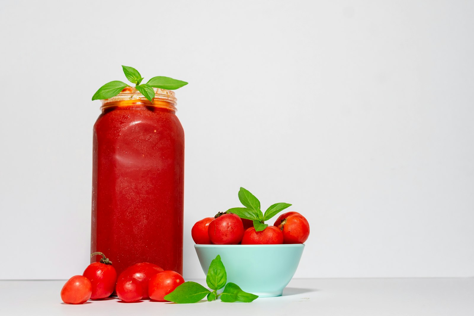 Foods for sleep: tart cherry drink with fresh cherries