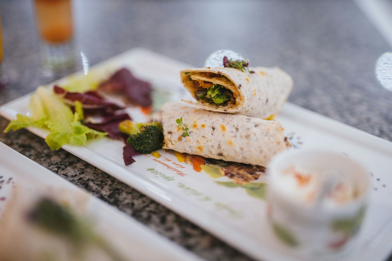 Grilled chicken wraps with salad