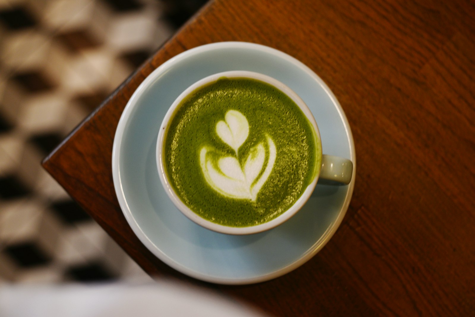 Green tea matcha latte, one of the cozy brain foods