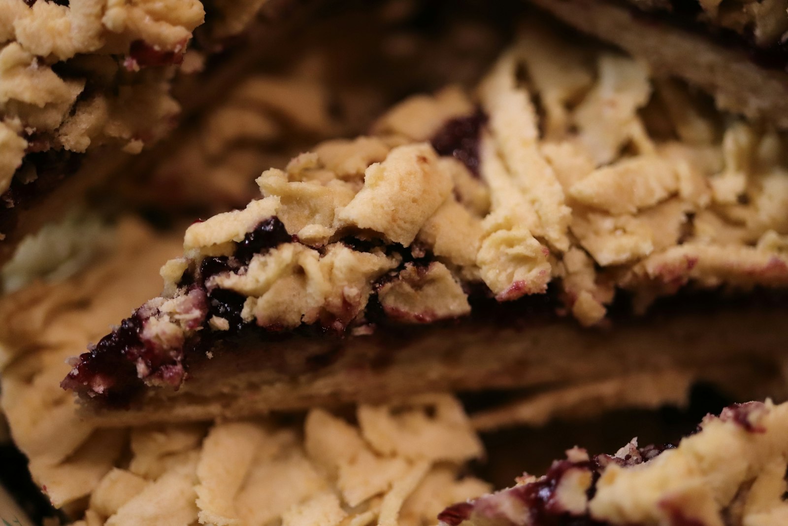 Blueberry crumble squares