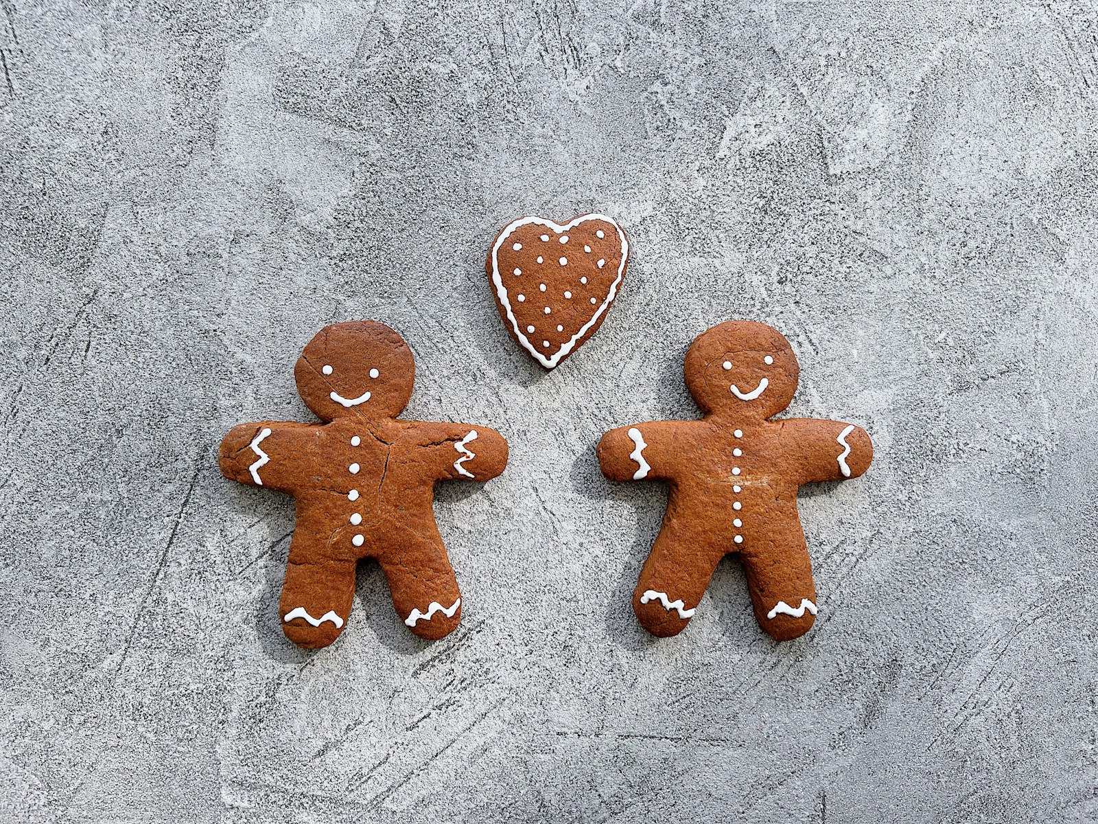 Gingerbread men cookies with white icing