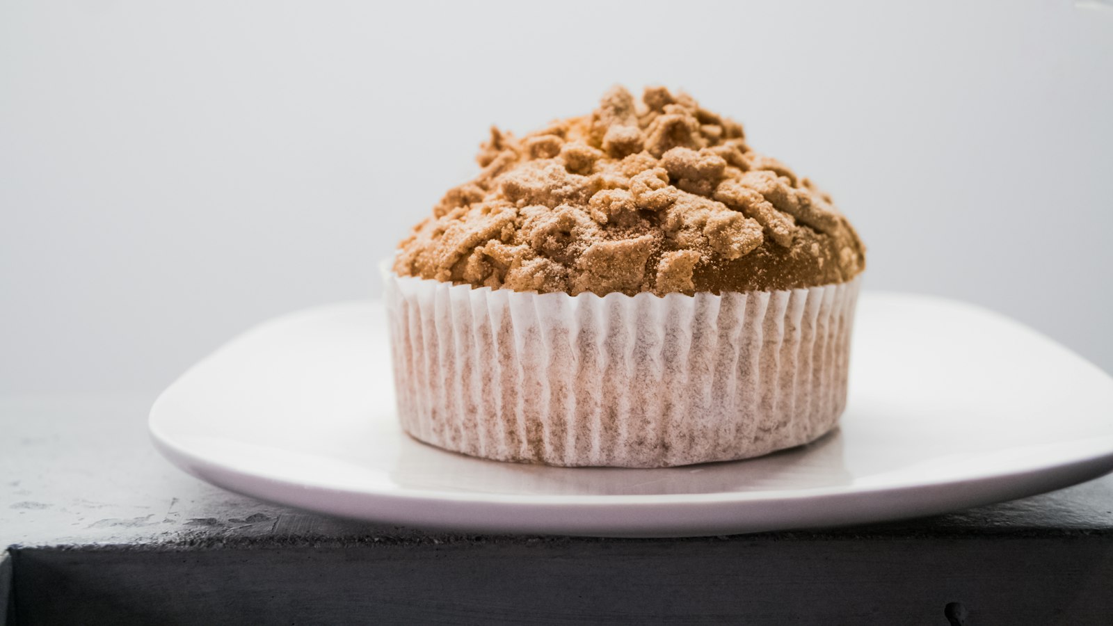 Coffee cake muffin with a crunchy streusel top