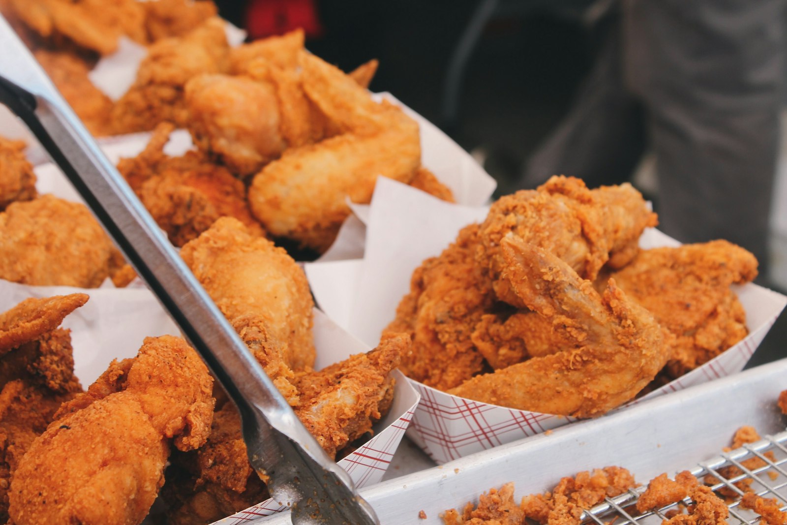 Bucket style fried chicken pieces