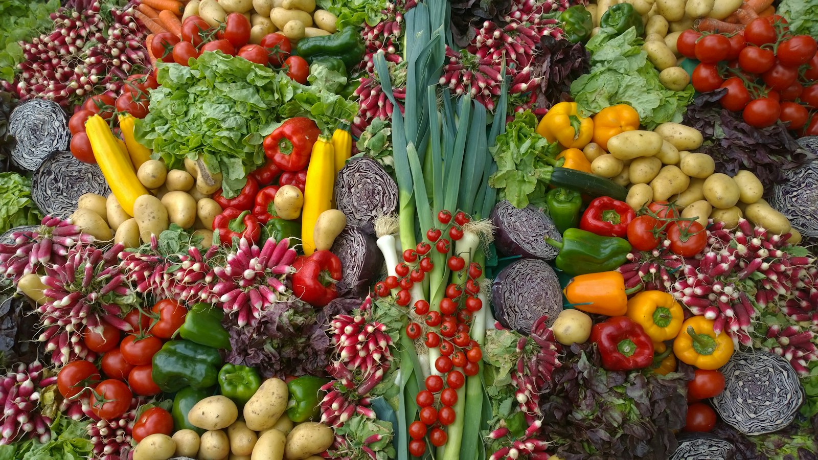 Colorful vegetable crudite board with fresh garden vegetables