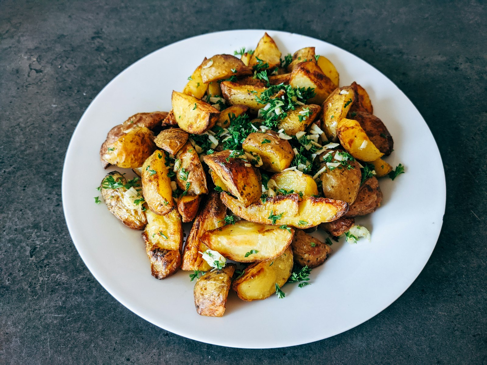 Greek lemon roasted potatoes