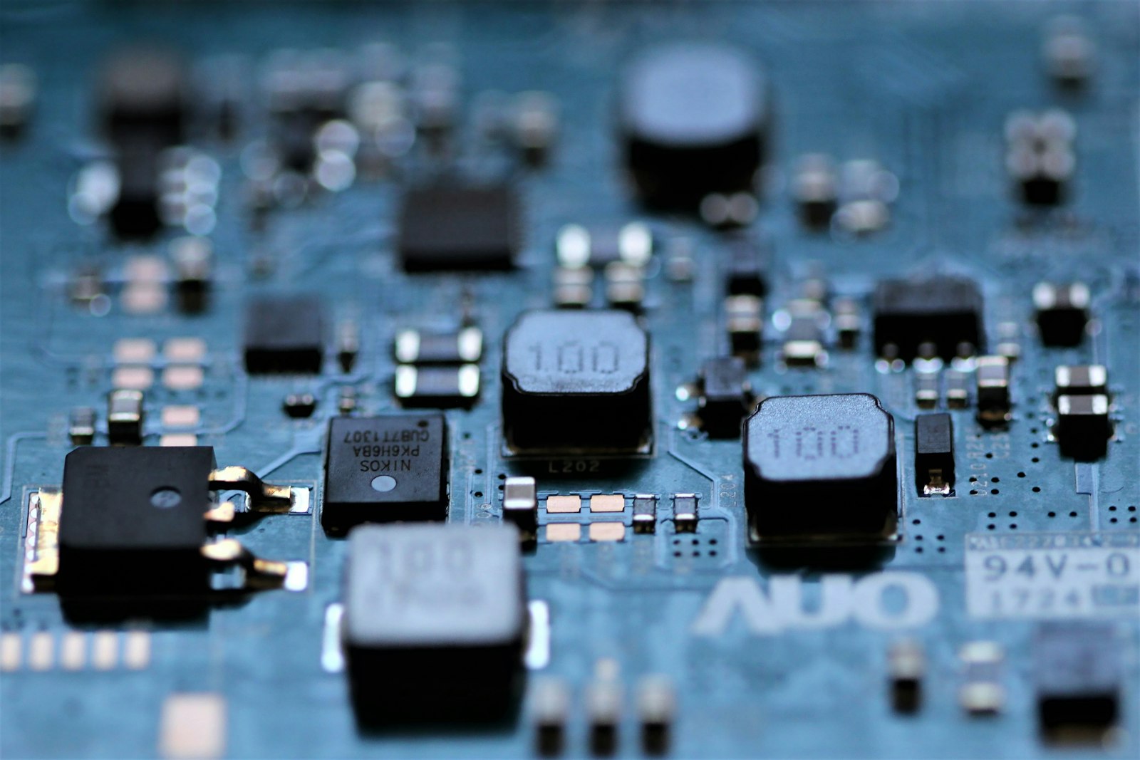 SIM Cards to Gold: How a Refiner Got 191 Grams From E-Waste - Out of ...