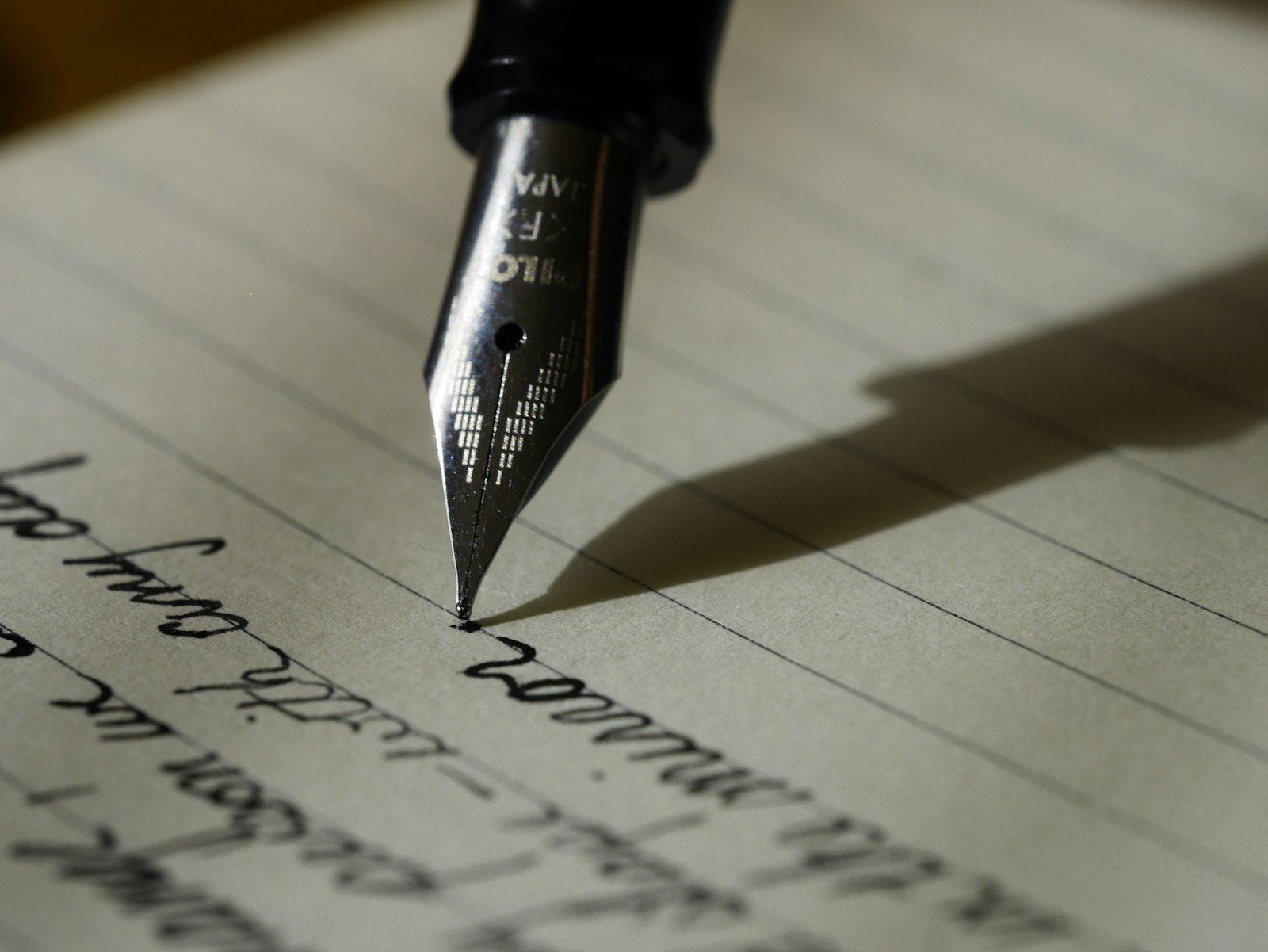 Kentucky School Brings Back Pencil and Paper in Class - Out of This ...