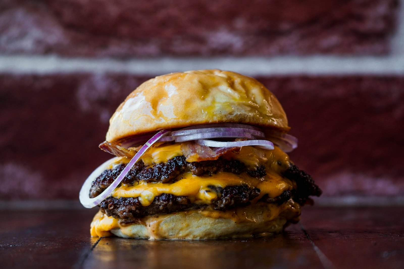 Onion smash burger with cheese