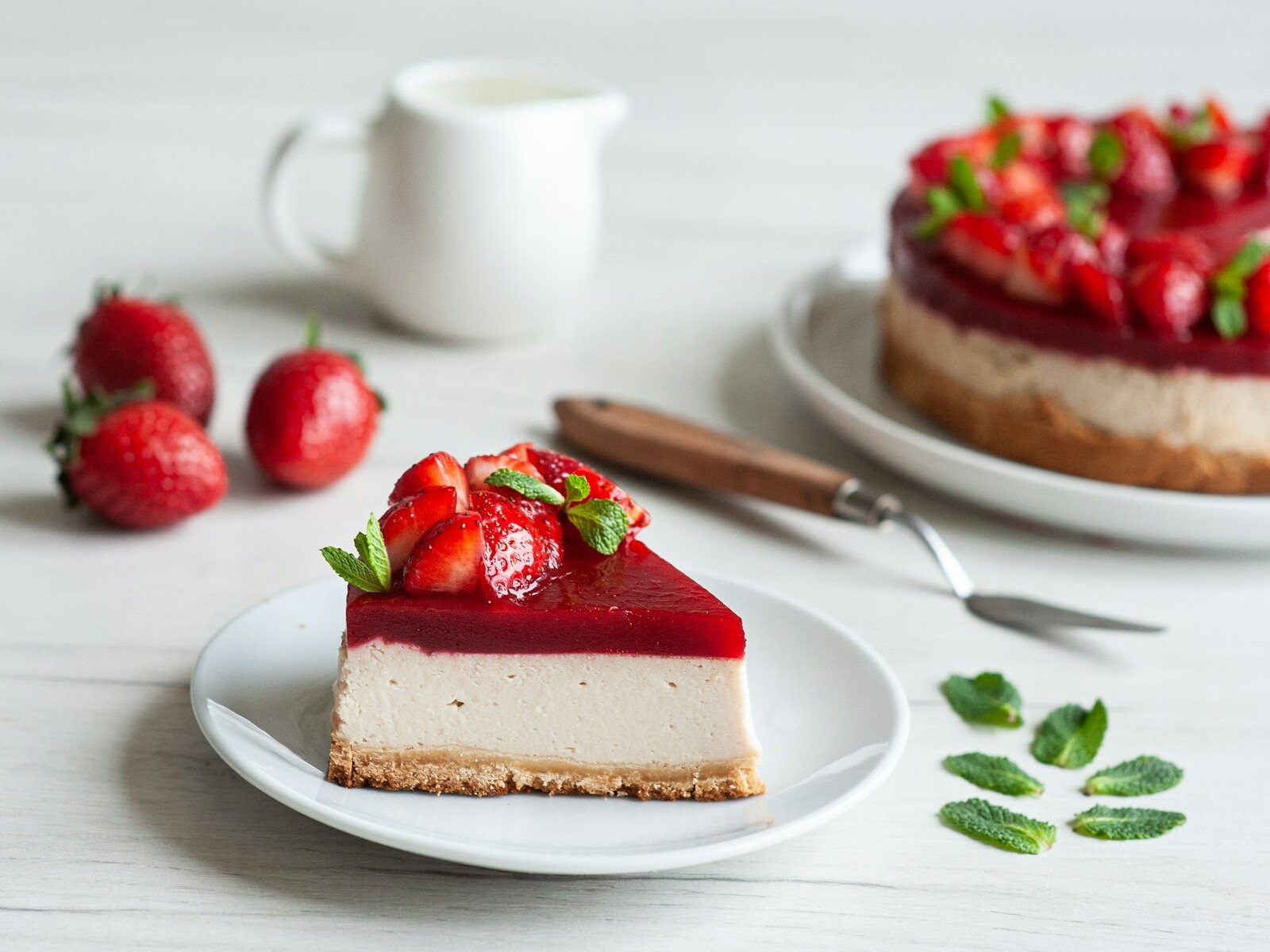 Strawberry cheesecake slice