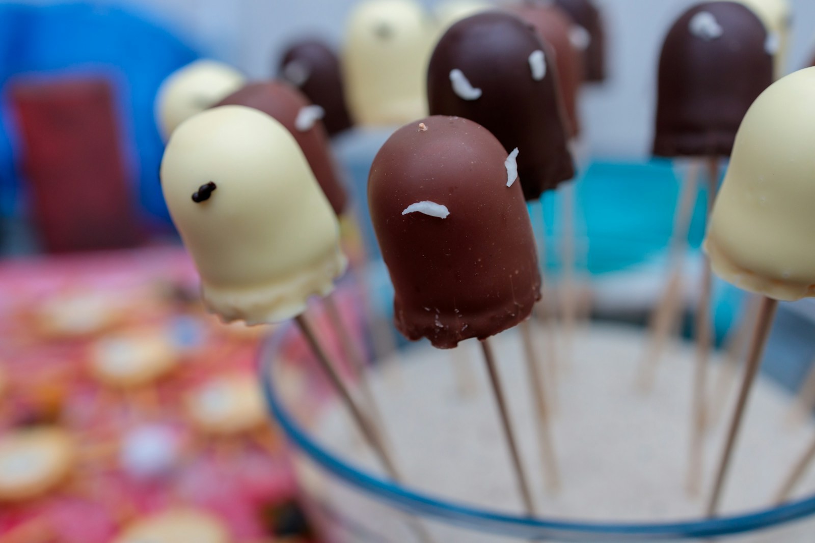 White and dark chocolate dipped marshmallow pops on sticks