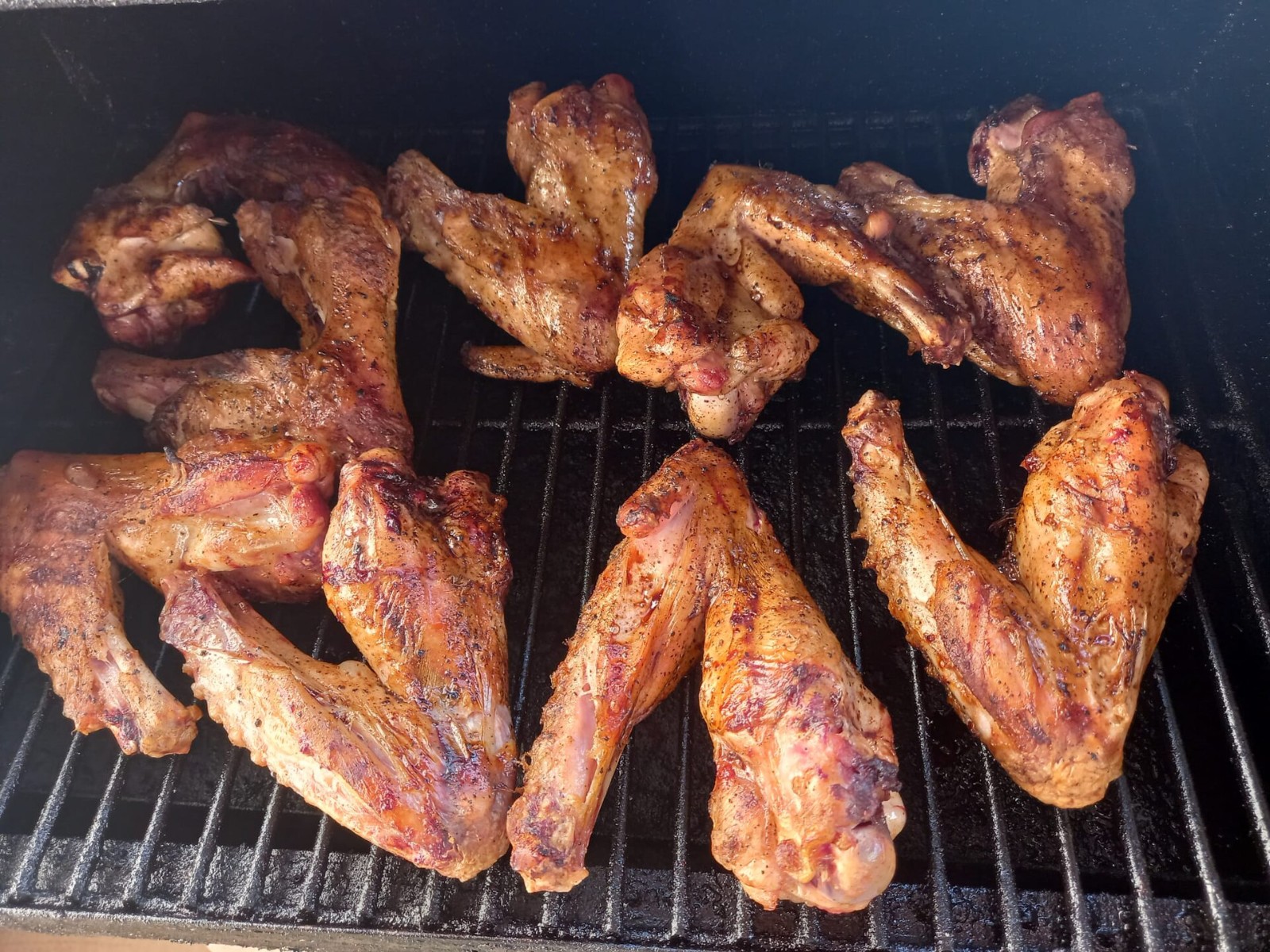 Roasted turkey wings browned for make-ahead gravy