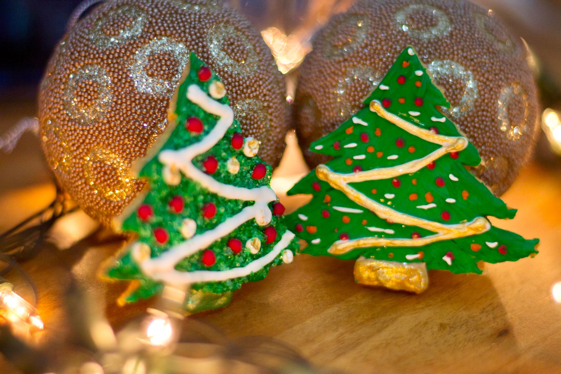 Christmas tree desserts: iced Christmas tree sugar cookies with sprinkle ornaments
