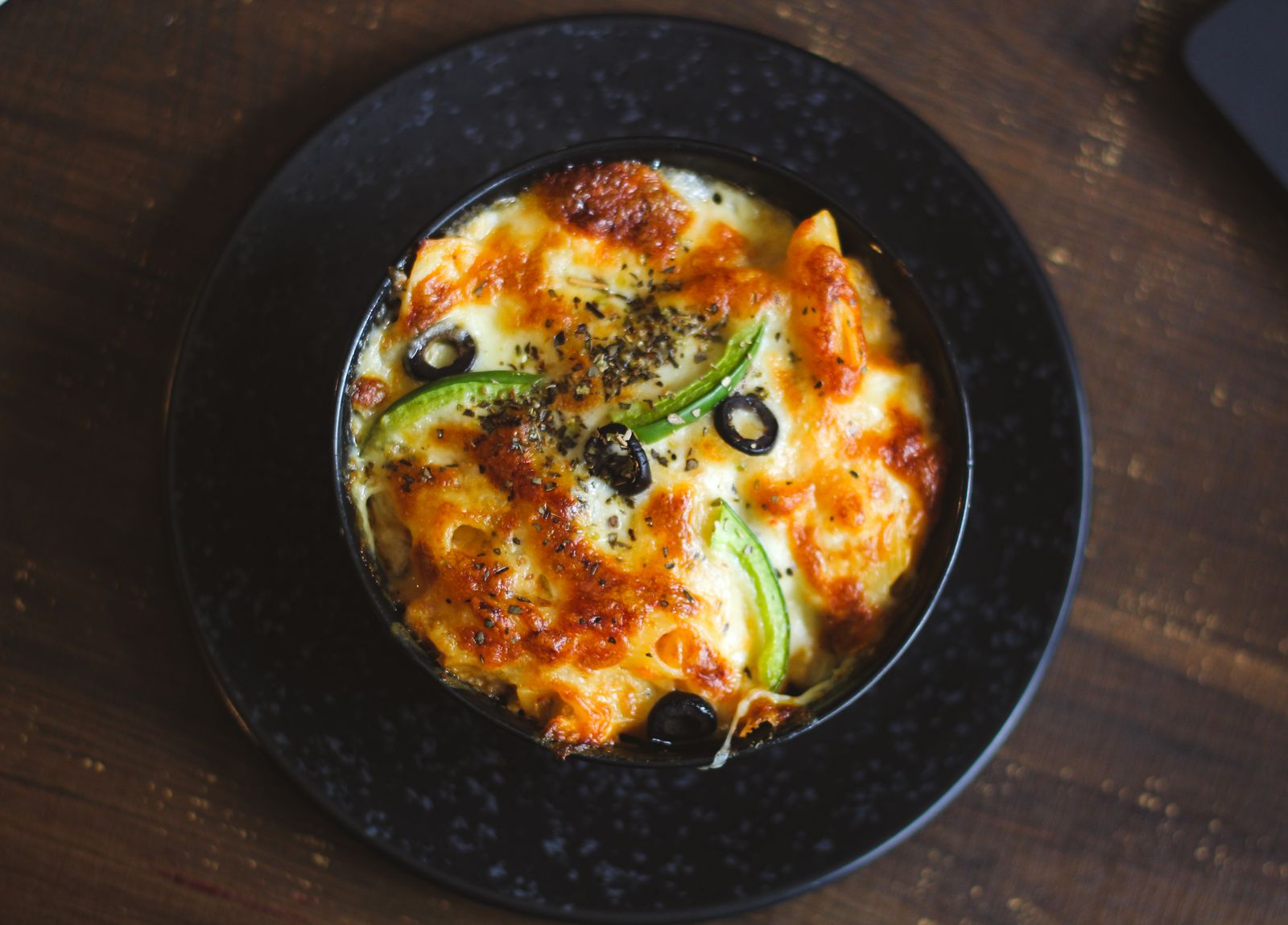 Baked mac and cheese with green chiles and pepper jack