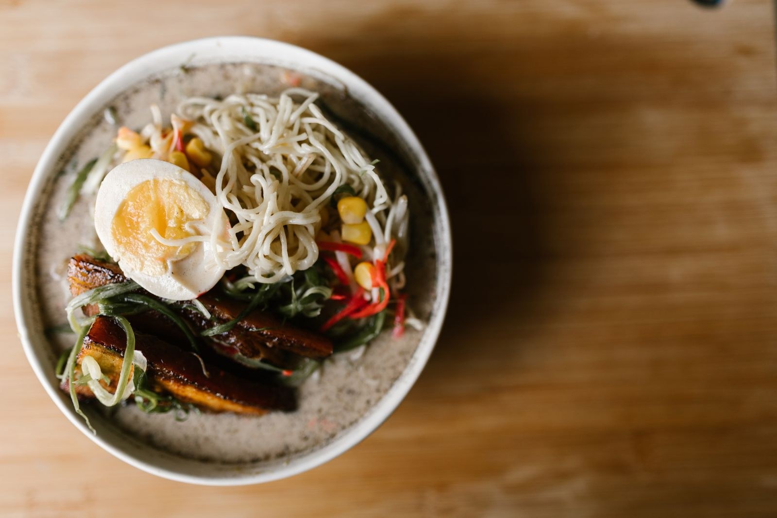Mug meals: ramen with a soft boiled egg and greens