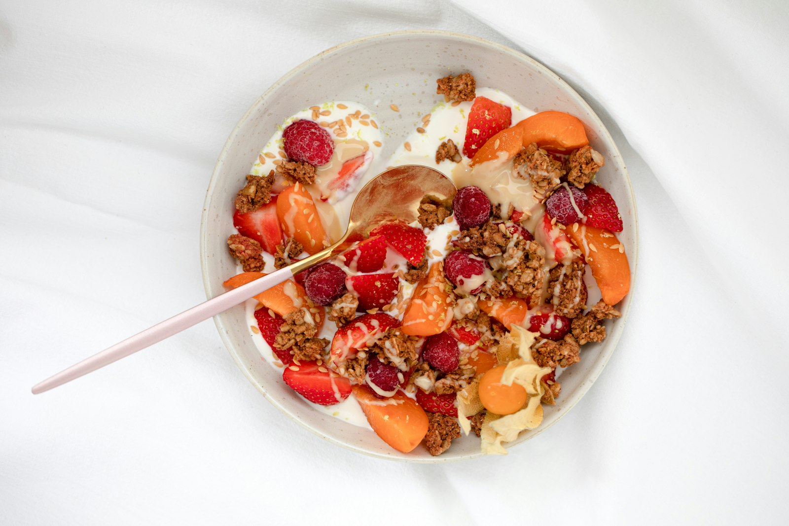 Greek yogurt with berries and granola
