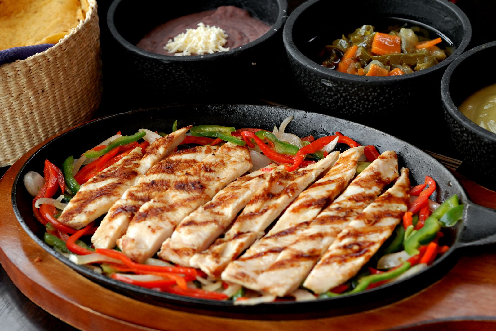 Sizzling chicken fajita strips with peppers