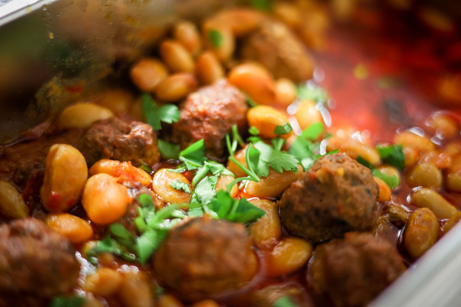 Ground beef and three kinds of legumes in a rich sauce