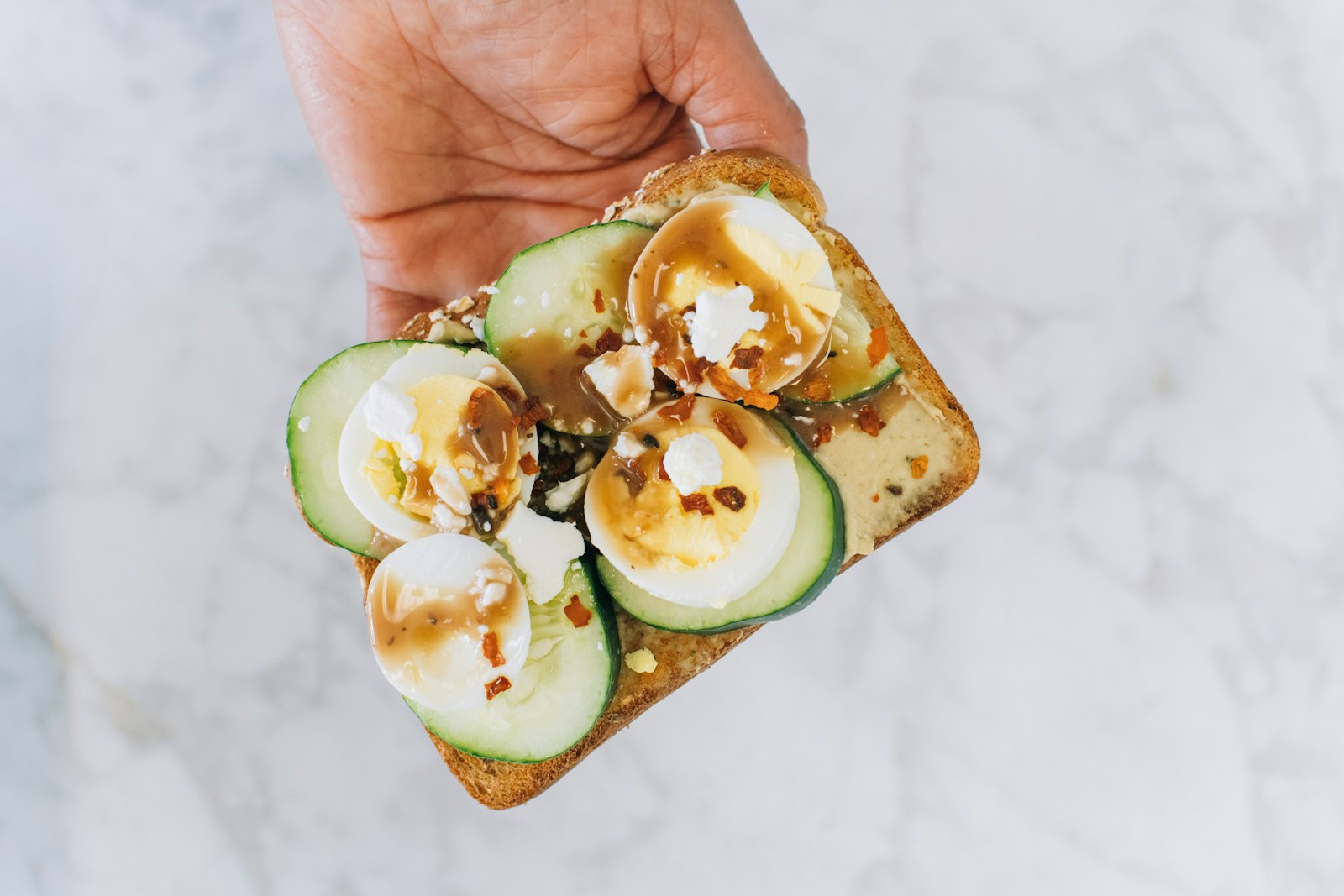 Weird food combinations: peanut butter toast with pickle slices