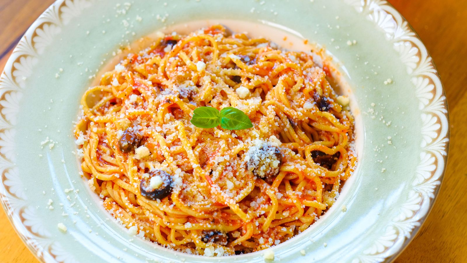 Spaghetti in a red tomato sauce with Parmesan