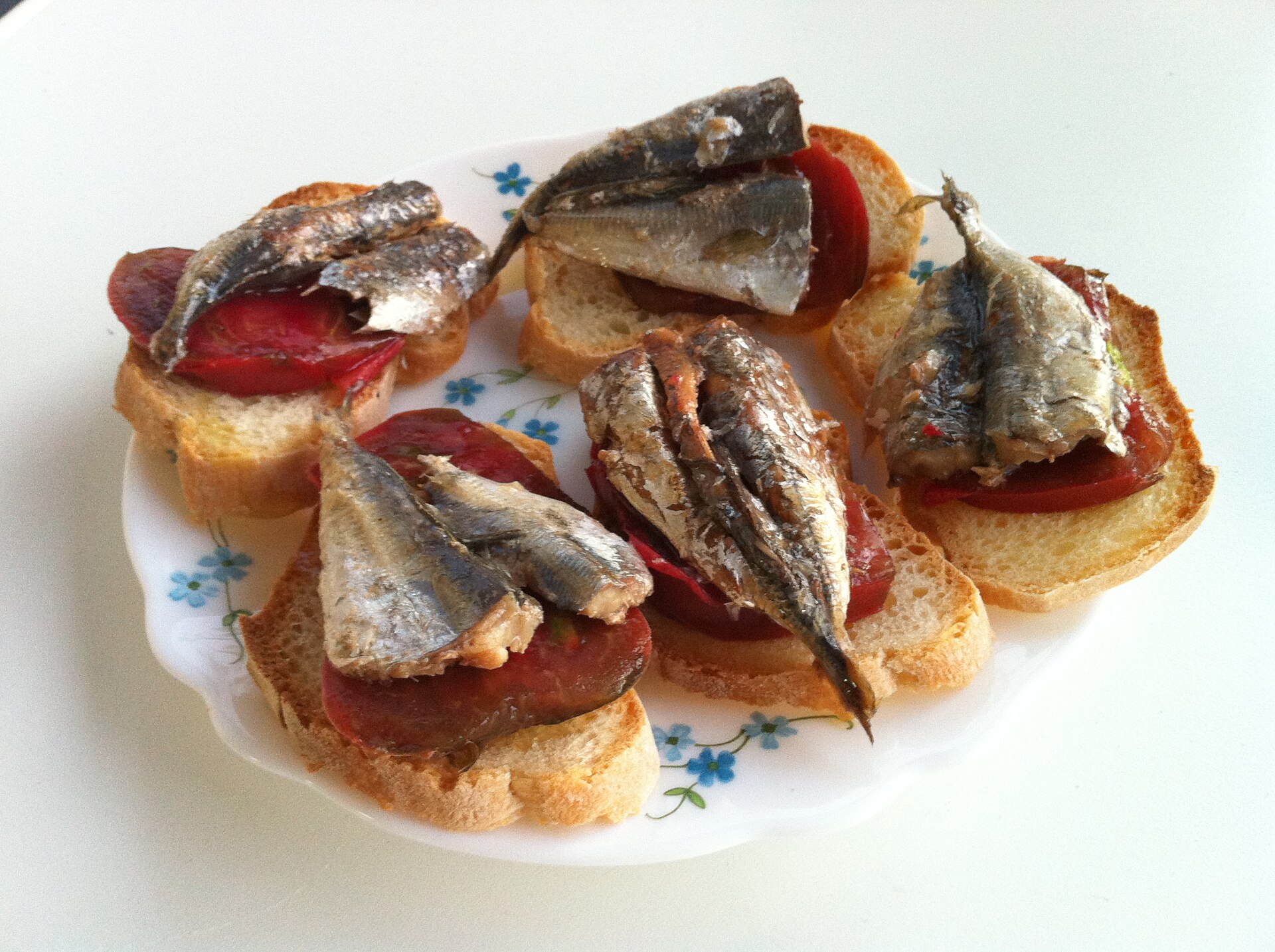 Sardines on toast with tomato, an easy canned fish dinner