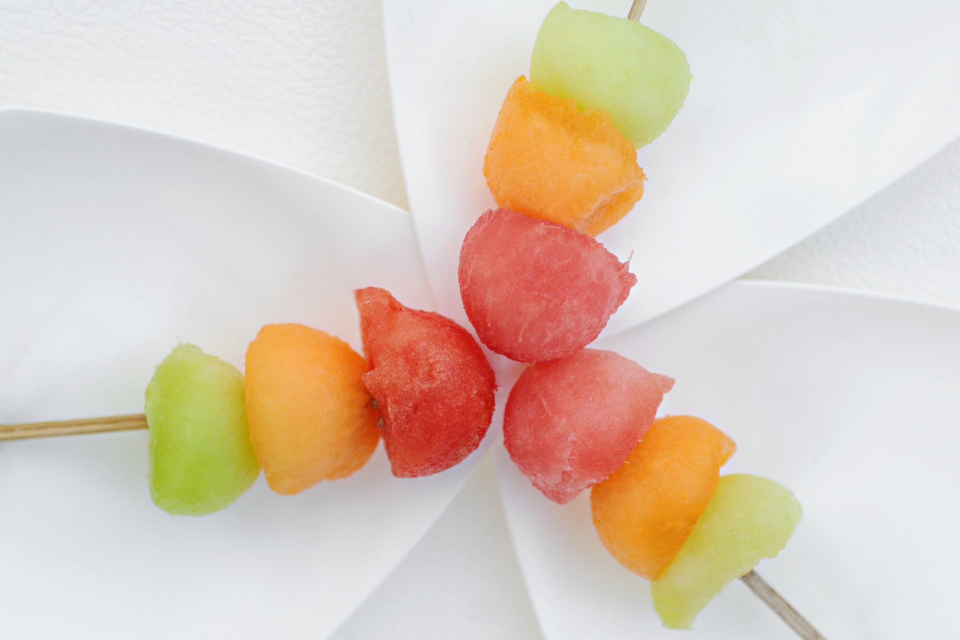 Fun food for kids: rainbow fruit skewers with melon balls