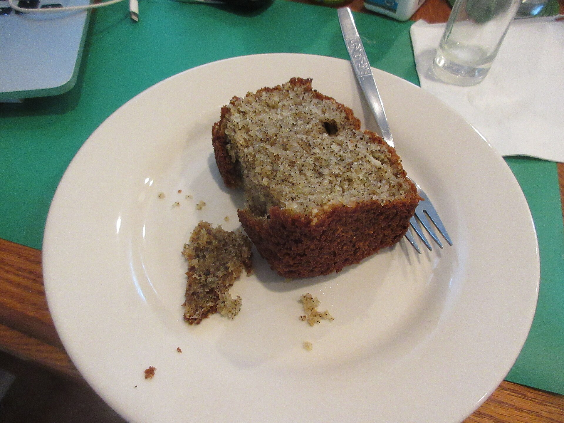 Greek yogurt recipes: a slice of moist yogurt loaf cake