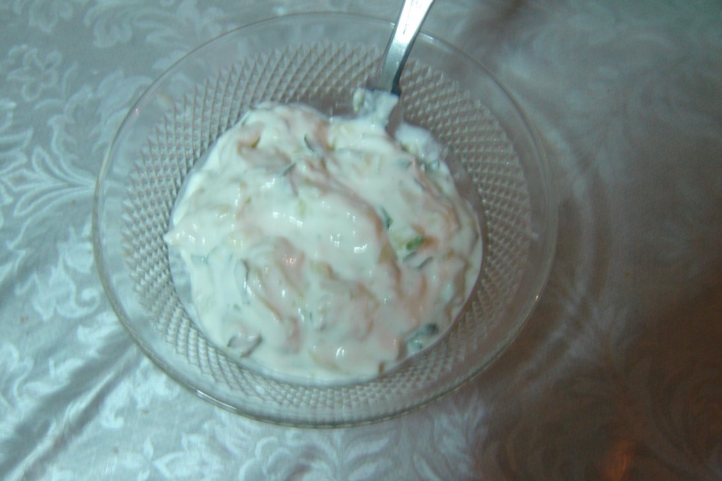 Greek yogurt recipes: a bowl of tzatziki dip