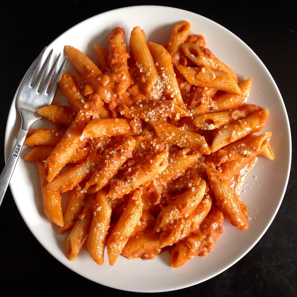 Penne alla vodka in a rosy tomato cream sauce