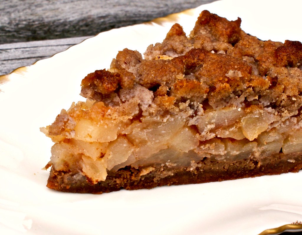 Apple crisp pie slice with a crumbly oat topping